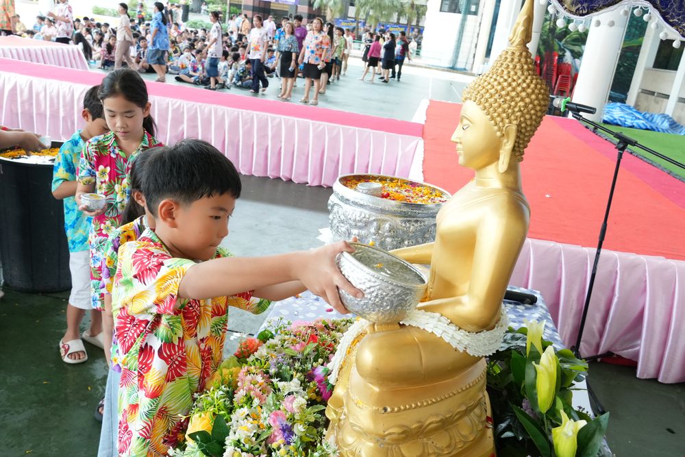 โรงเรียนปรีชานุศาสน์