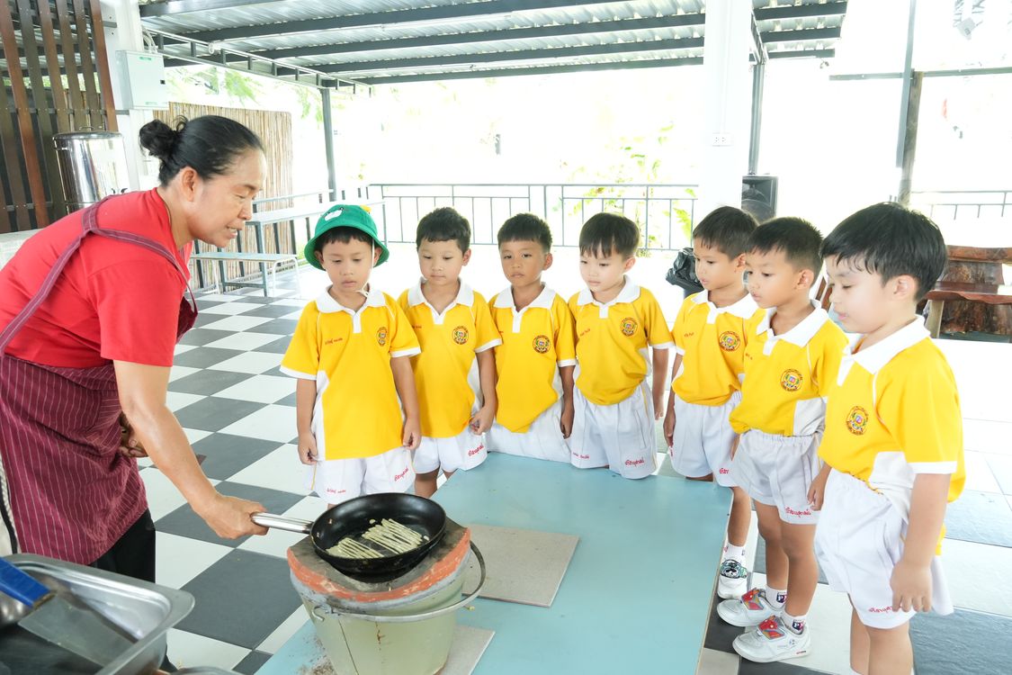 โรงเรียนปรีชานุศาสน์