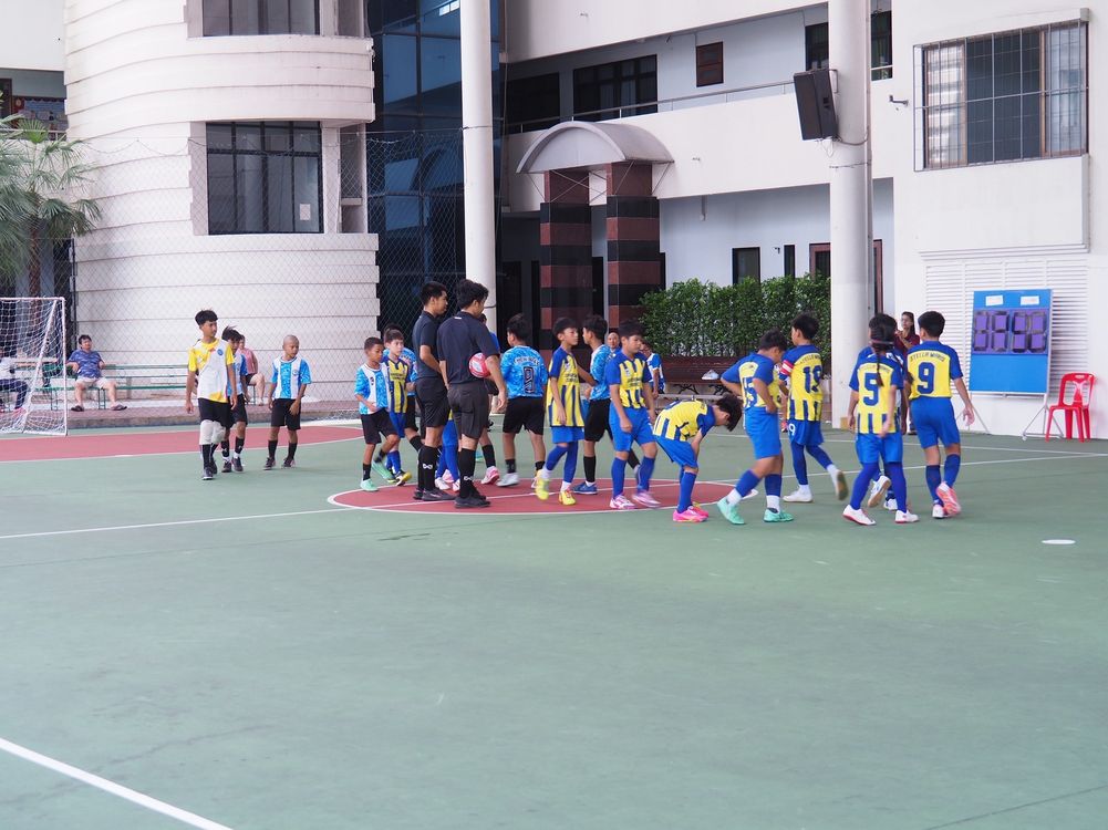 โรงเรียนปรีชานุศาสน์