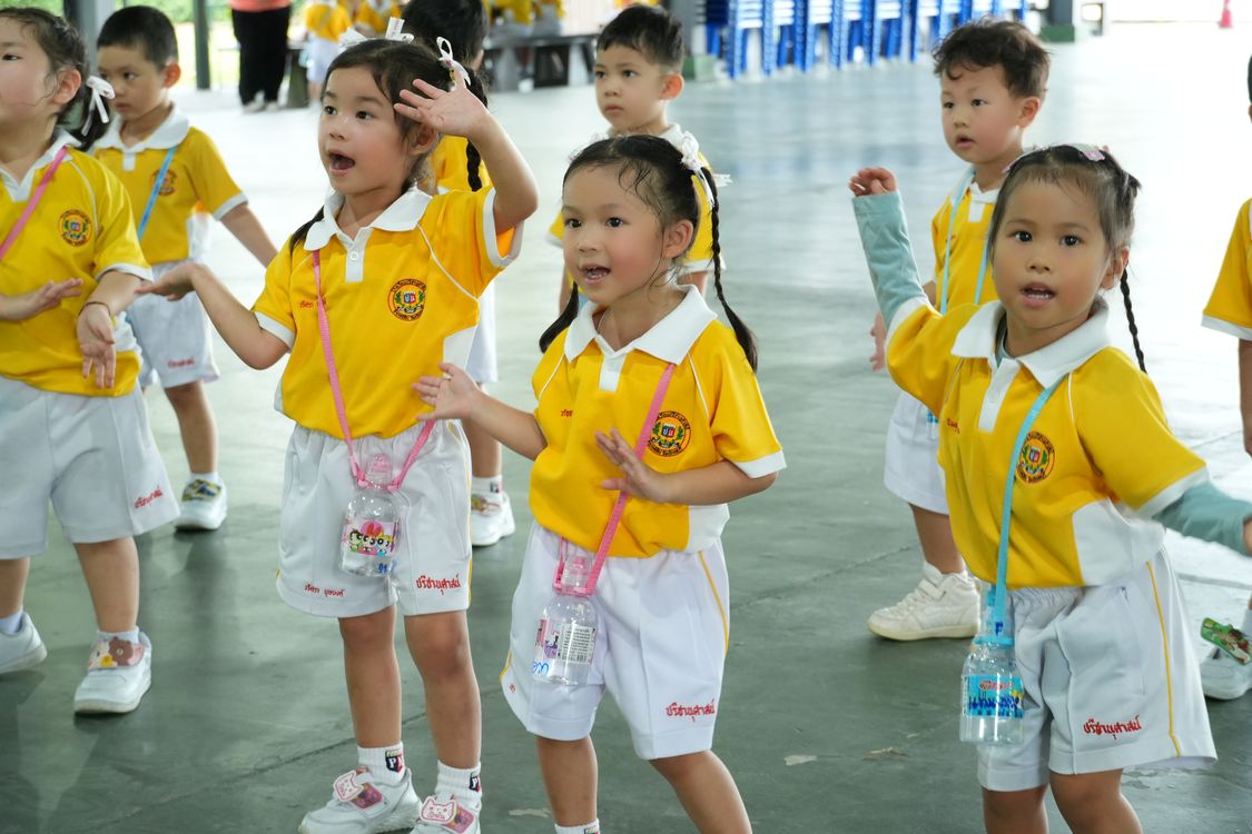 โรงเรียนปรีชานุศาสน์