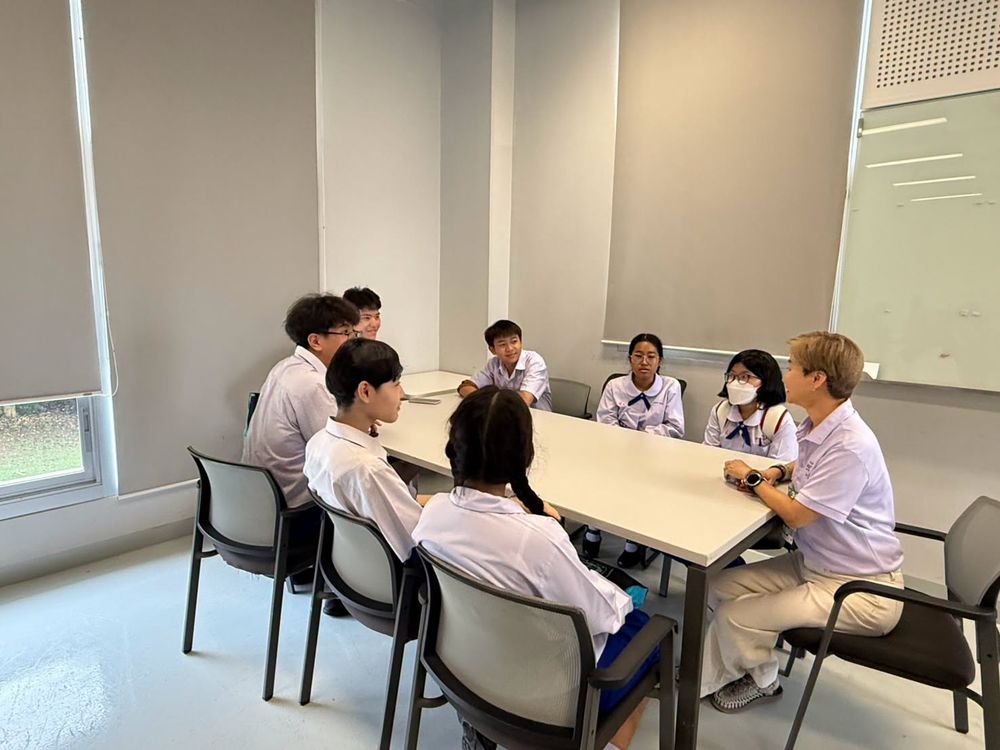 โรงเรียนปรีชานุศาสน์