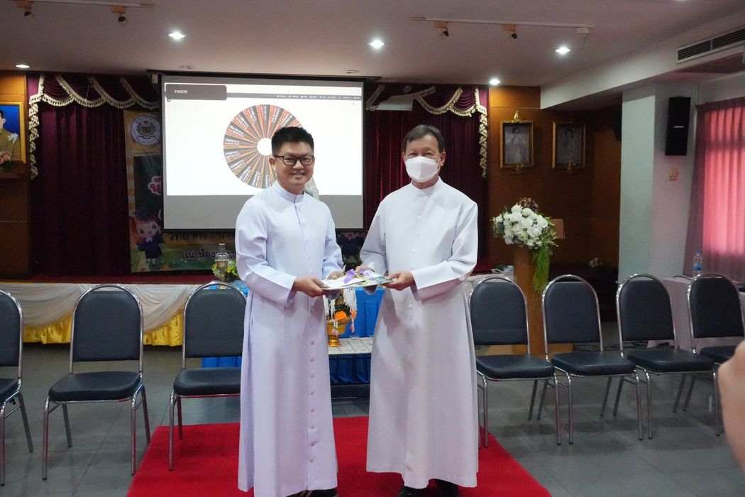 โรงเรียนปรีชานุศาสน์