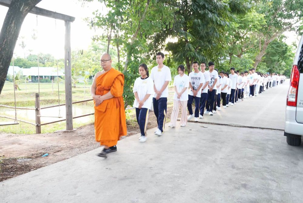 โรงเรียนปรีชานุศาสน์