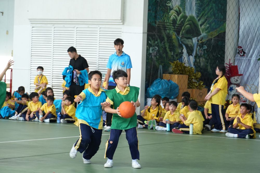 โรงเรียนปรีชานุศาสน์