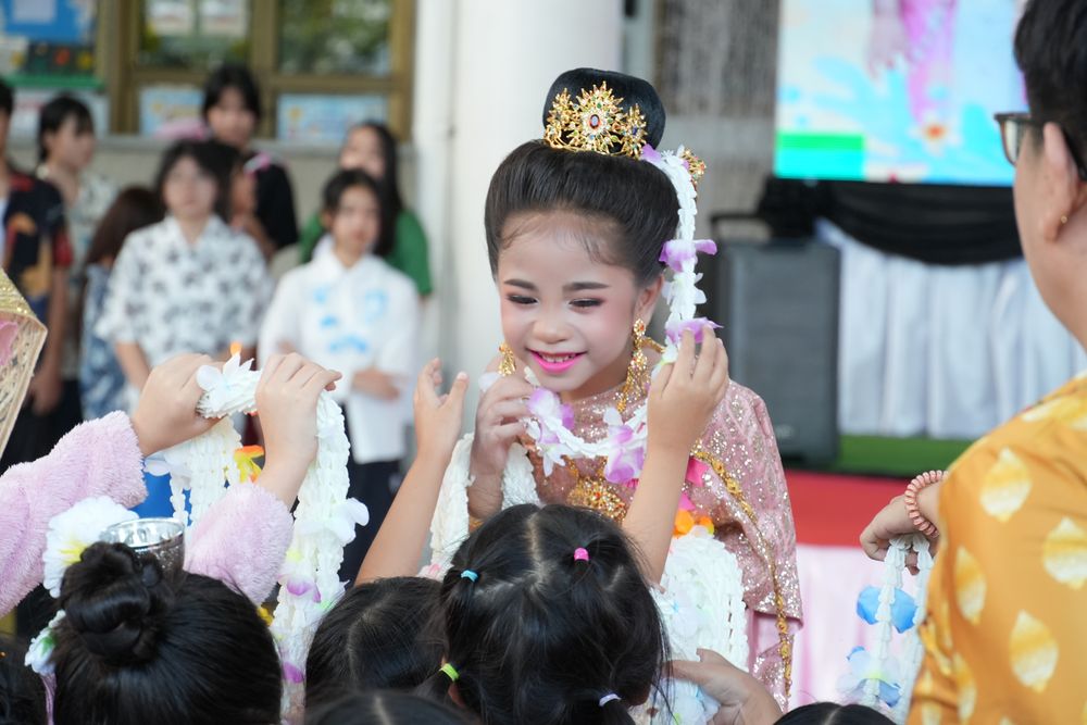 โรงเรียนปรีชานุศาสน์