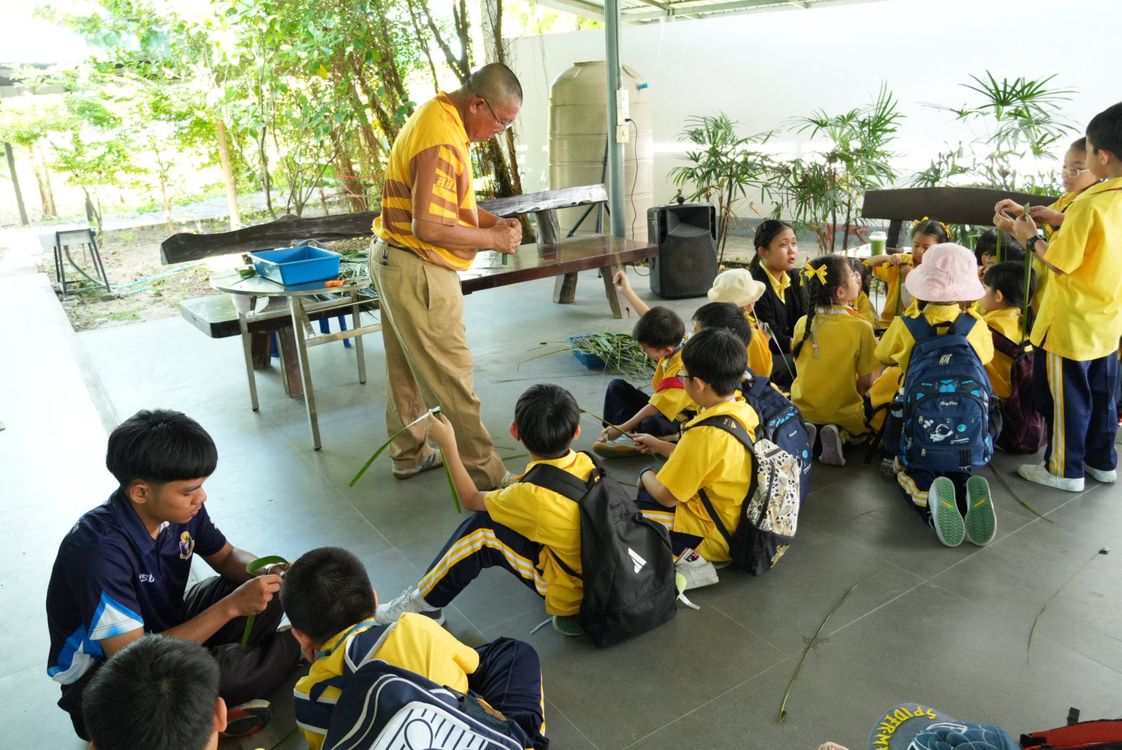 โรงเรียนปรีชานุศาสน์