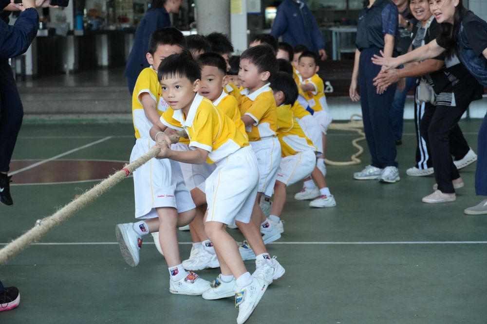 โรงเรียนปรีชานุศาสน์