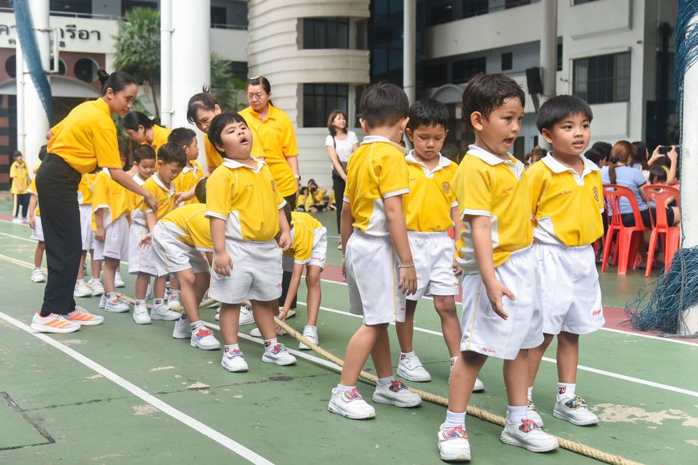 โรงเรียนปรีชานุศาสน์
