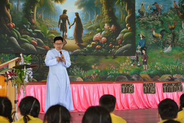 โรงเรียนปรีชานุศาสน์