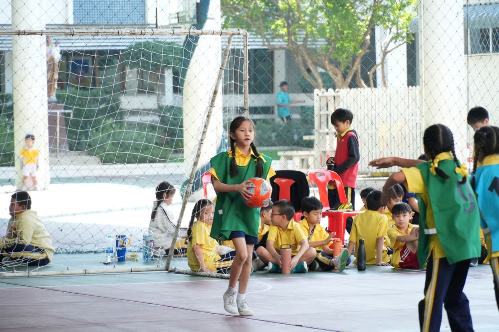 โรงเรียนปรีชานุศาสน์