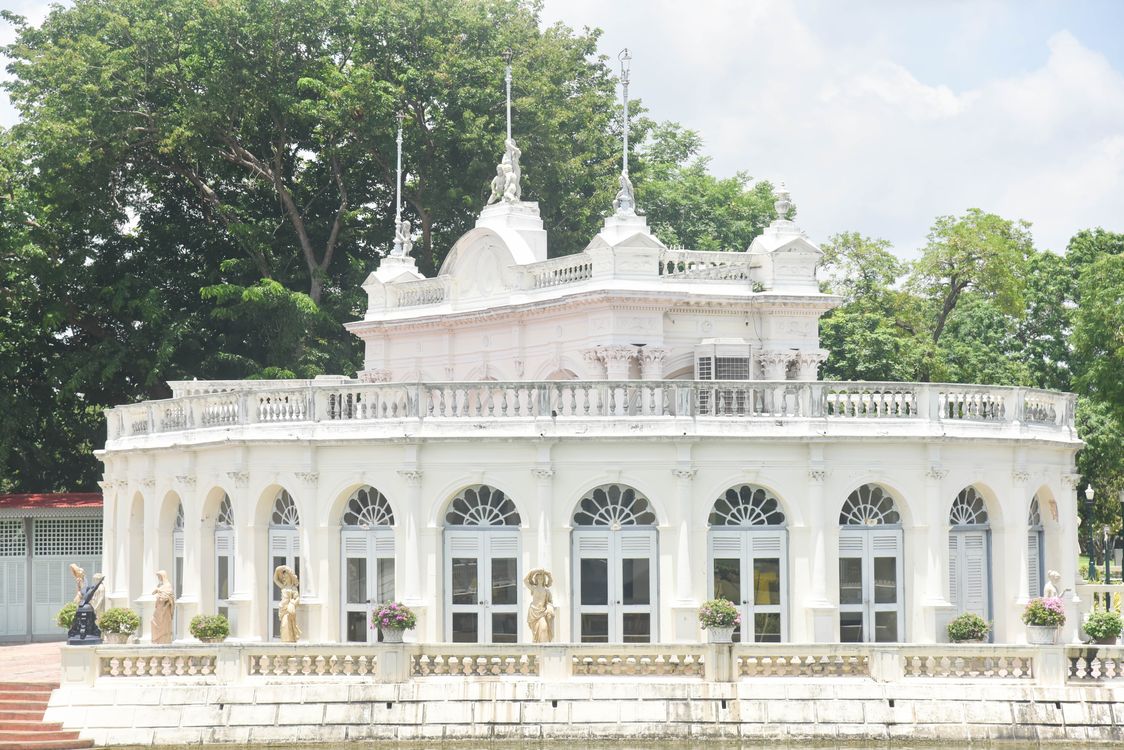 โรงเรียนปรีชานุศาสน์