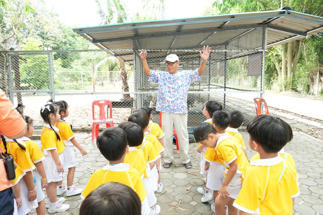 โรงเรียนปรีชานุศาสน์