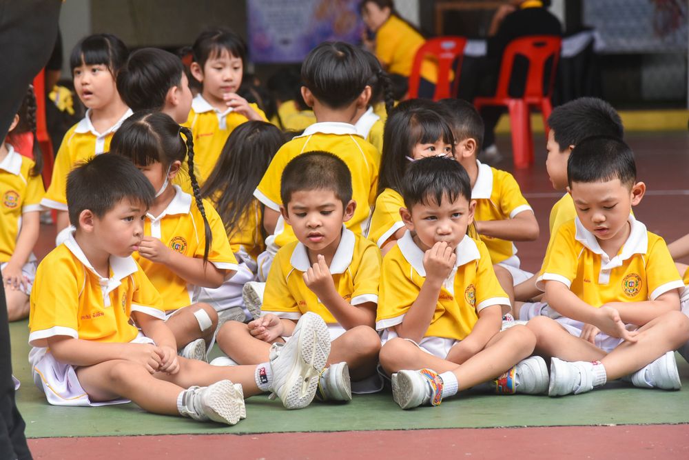 โรงเรียนปรีชานุศาสน์