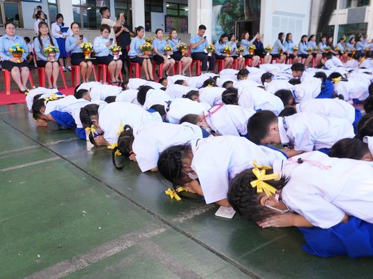 โรงเรียนปรีชานุศาสน์