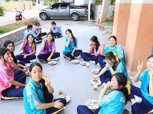 โรงเรียนปรีชานุศาสน์
