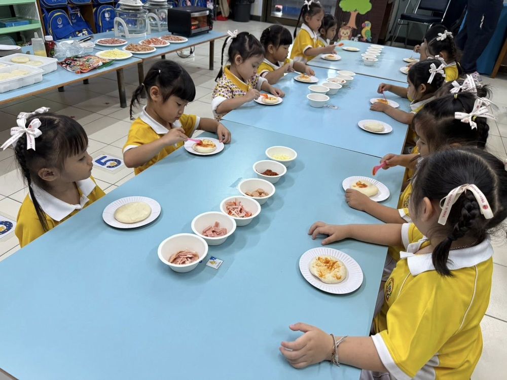 โรงเรียนปรีชานุศาสน์
