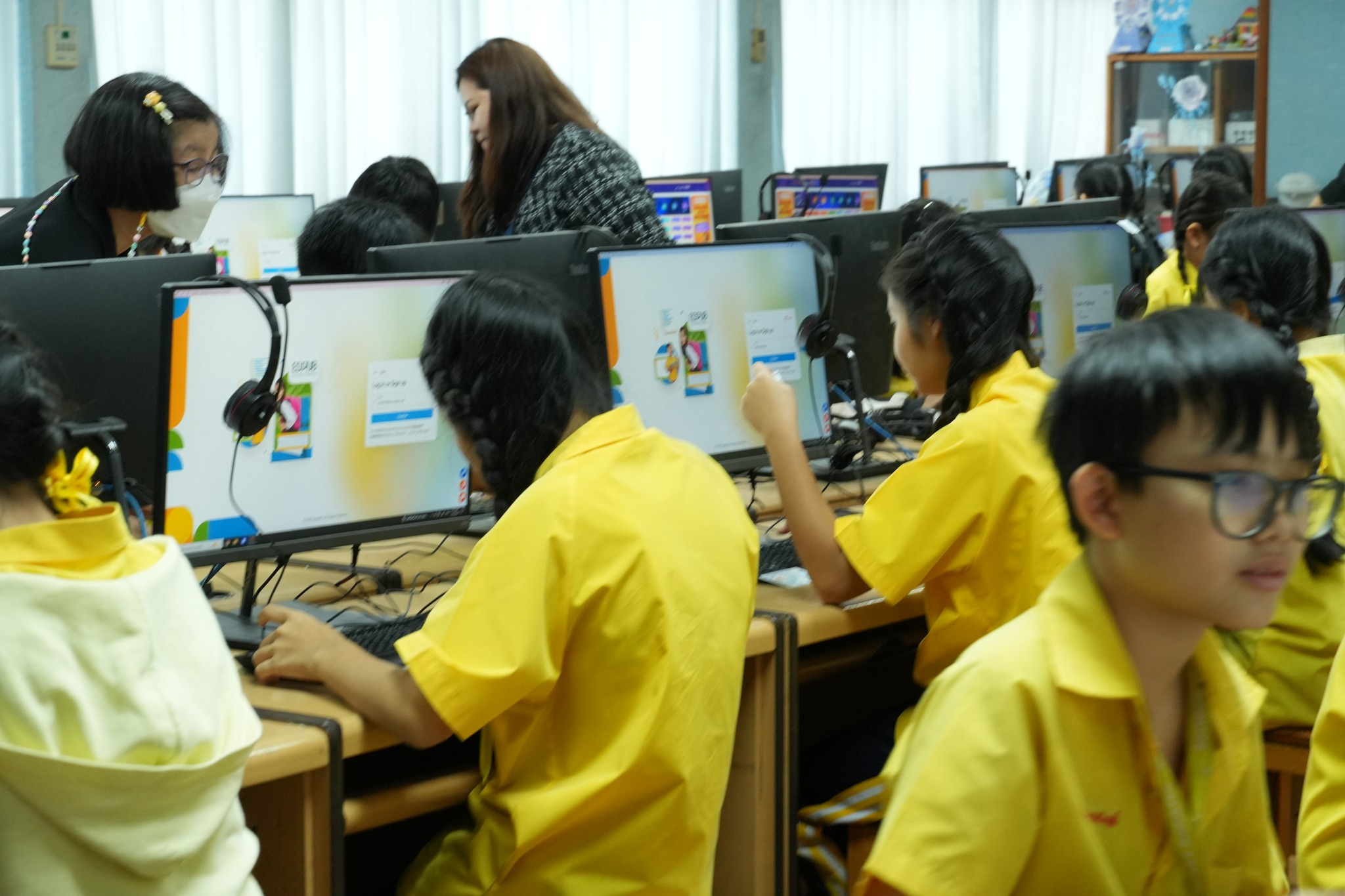 โรงเรียนปรีชานุศาสน์