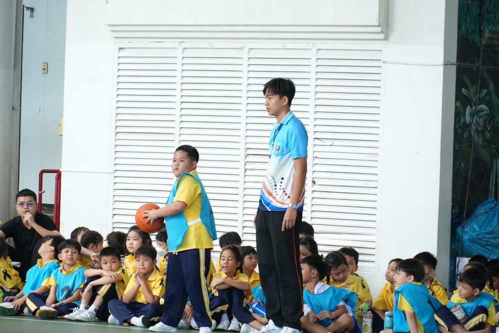 โรงเรียนปรีชานุศาสน์