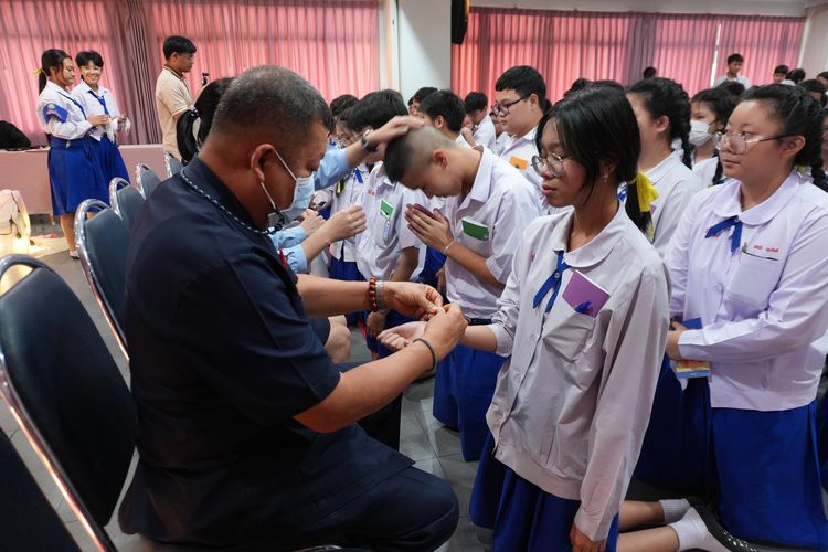 โรงเรียนปรีชานุศาสน์