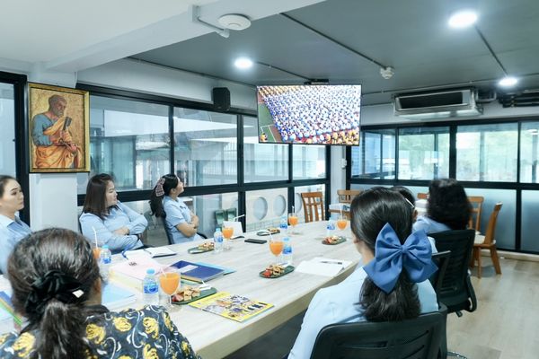 โรงเรียนปรีชานุศาสน์